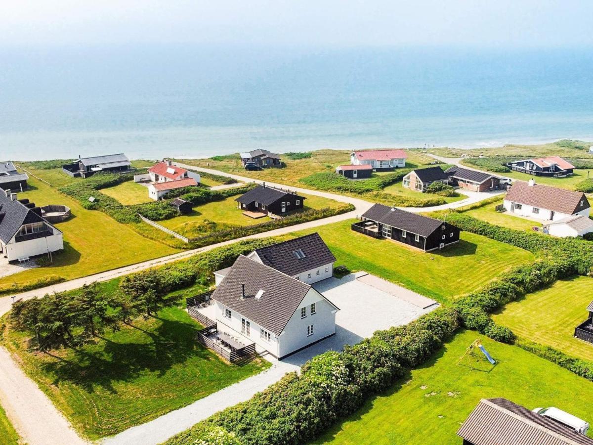 14 Person Holiday Home In L Kken Lokken Exterior photo