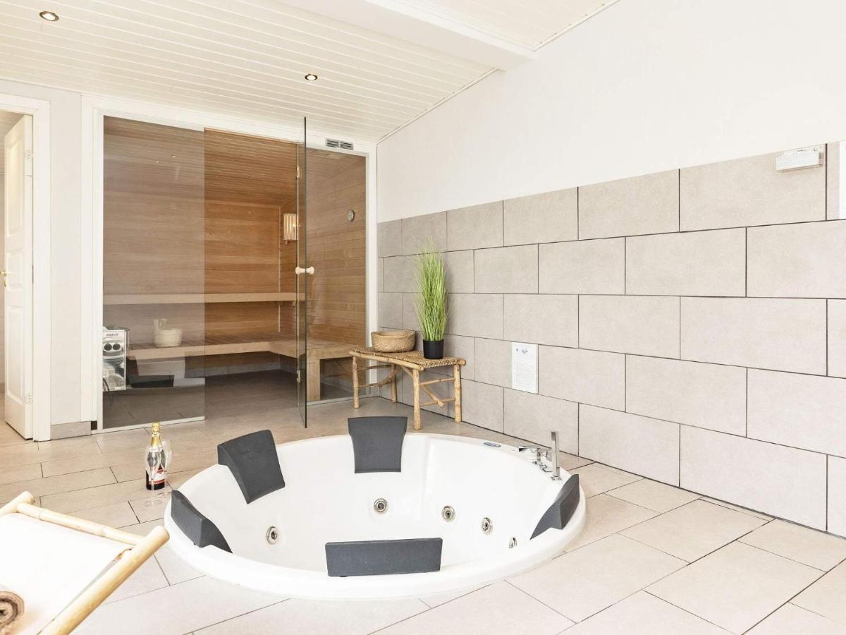 14 Person Holiday Home In L Kken Lokken Exterior photo