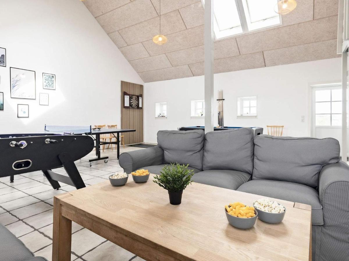 14 Person Holiday Home In L Kken Lokken Exterior photo